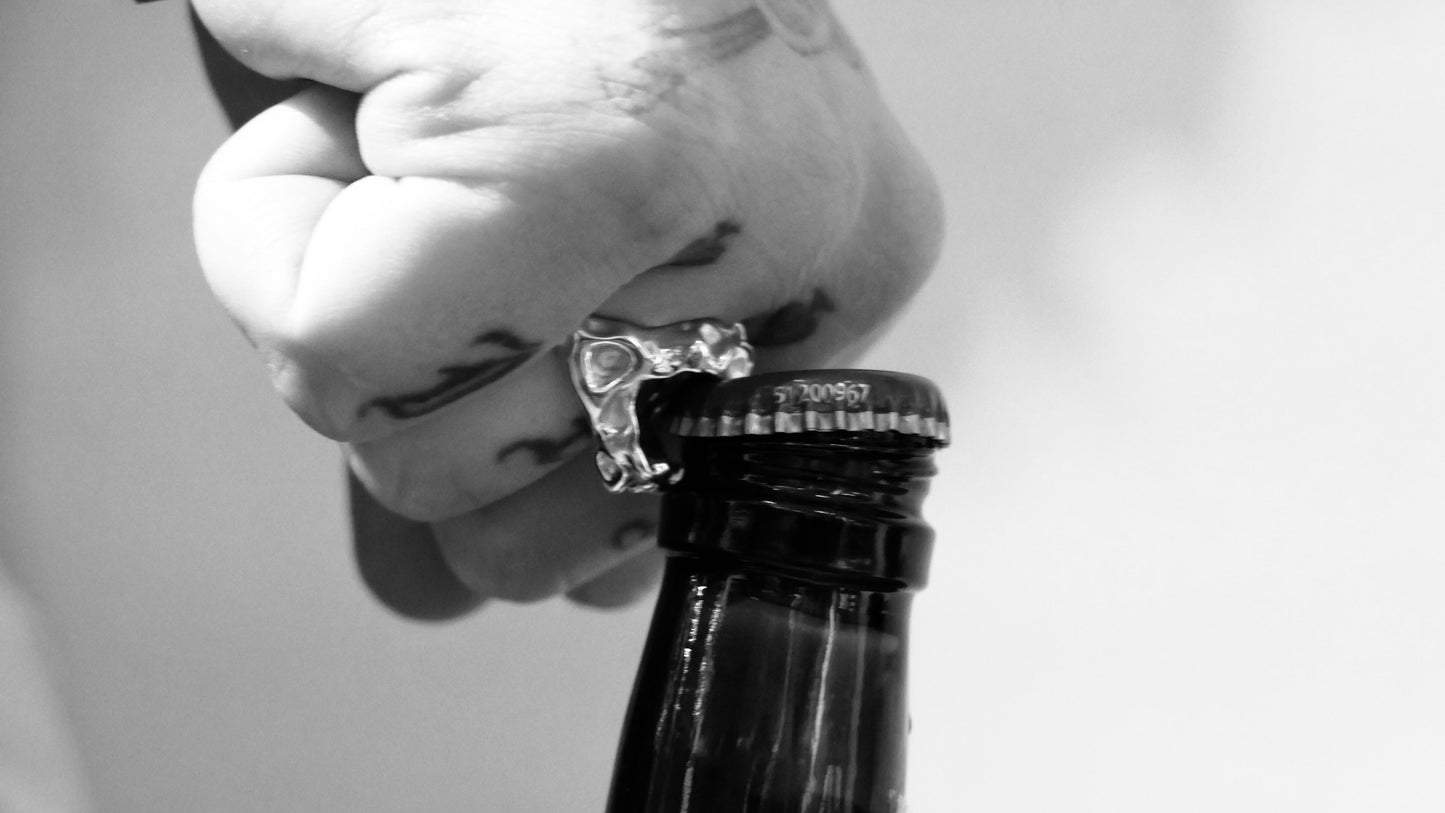 BOTTLE OPENER RING SILVER